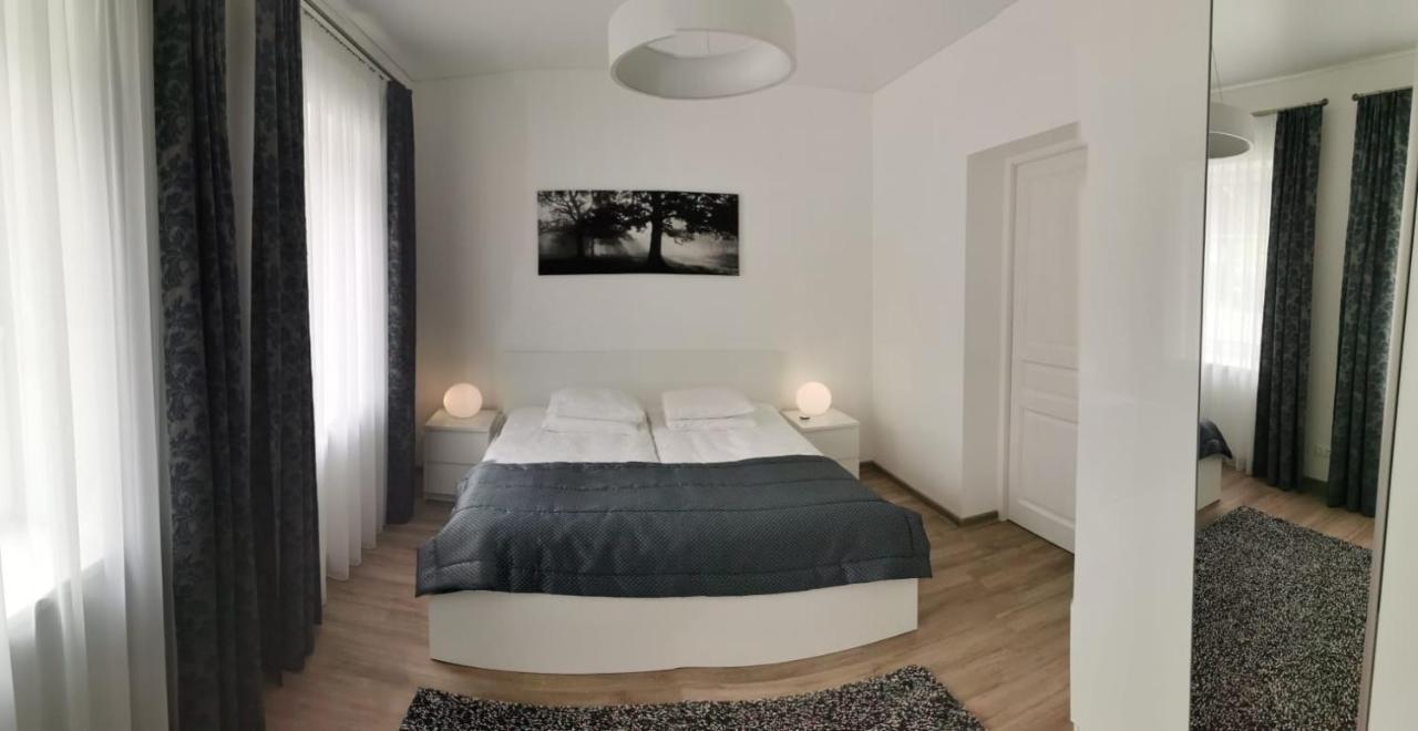 Laurentroom Central Park Ukmergė 外观 照片
